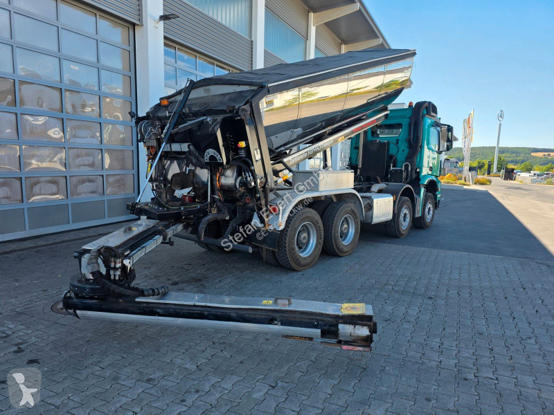 Kamion Mercedes 3251K 8x4 AMTEC Thermokipper...