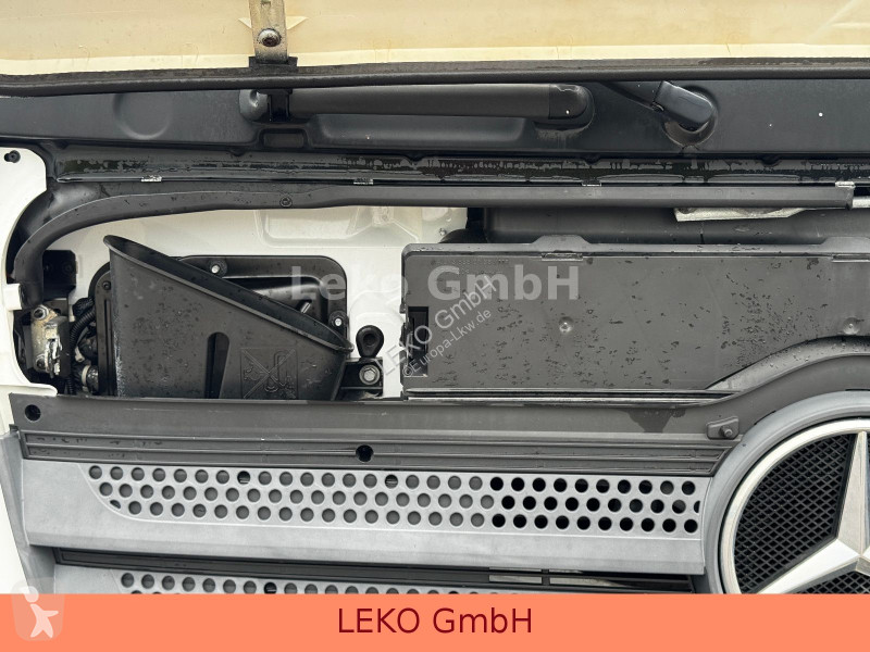 Kamion Mercedes 816 Mit Carrier Sp 750