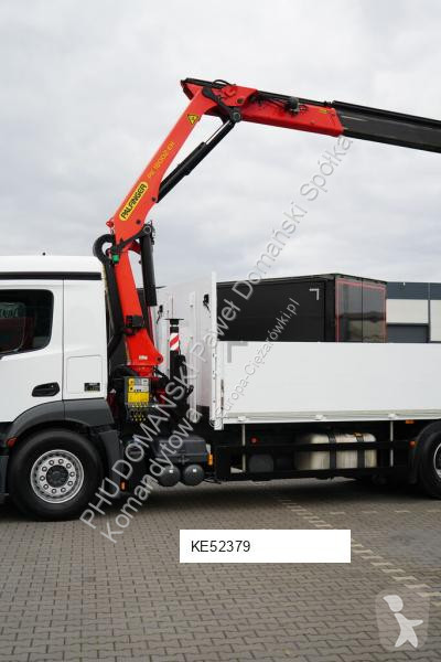 Teherautó Mercedes PK 18002,