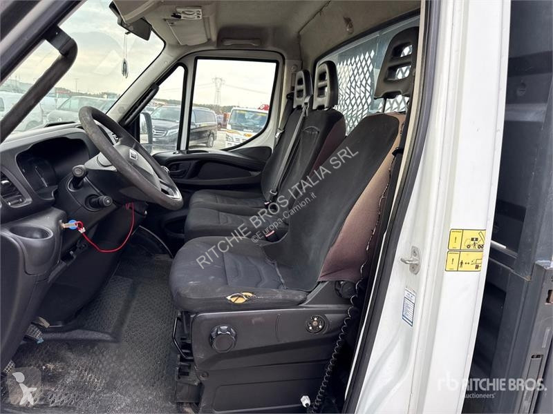 Camión Iveco 35C12 Dump Truck (Inoperable)