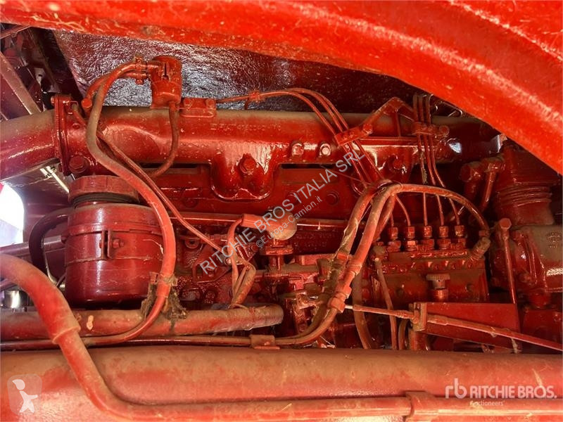 Camión Astra 1 T/A Dump Truck (Inoperable)