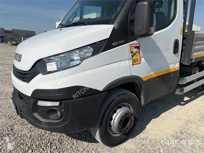 Camión Iveco 60-150 4x2 S/A Dump Truck