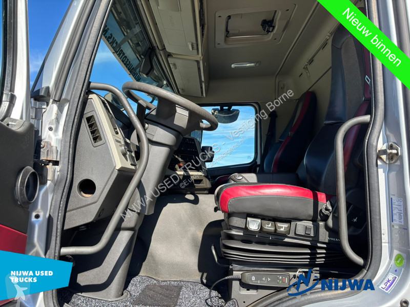 Teherautó Volvo 330 4x2 Low Mileage +...