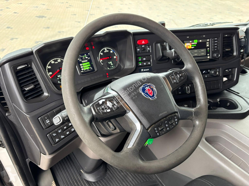 Camión Scania P 500 6x2*4 9 TON FRONT AXE /...