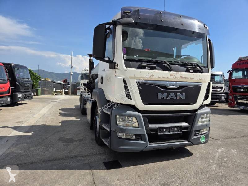 Camião MAN 26.360
