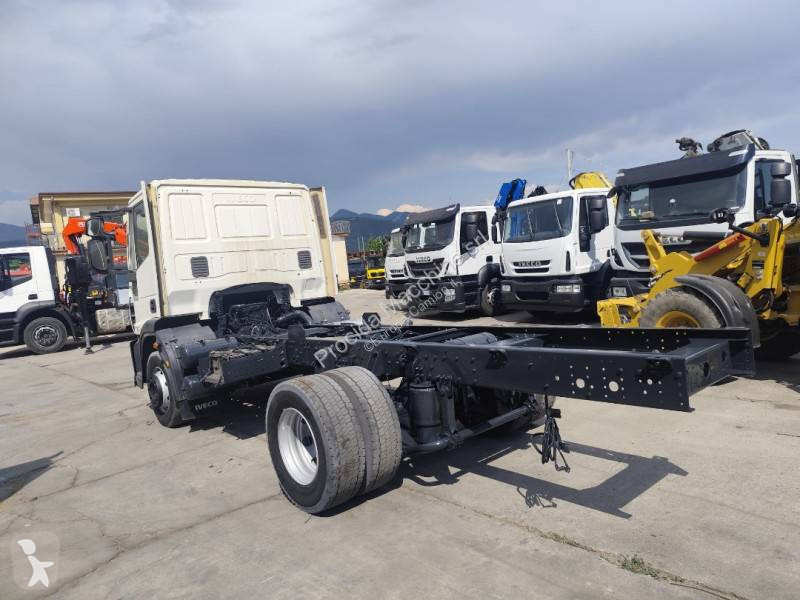 Camion Iveco 150 E 22