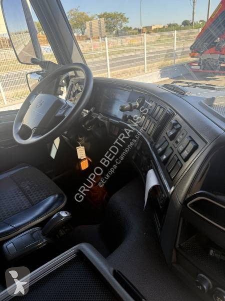 Camion Volvo 370