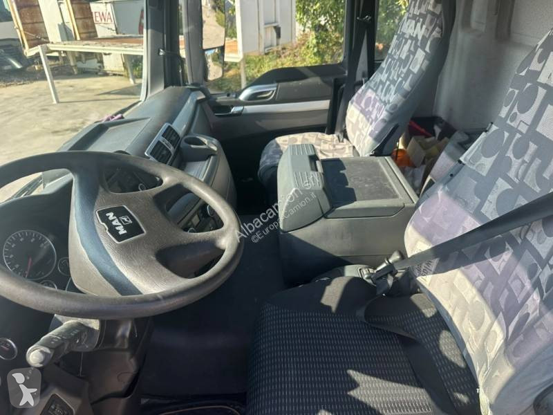 Camion MAN 41.440