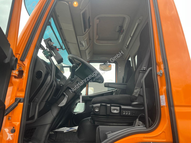 Camion Iveco 160 E 25