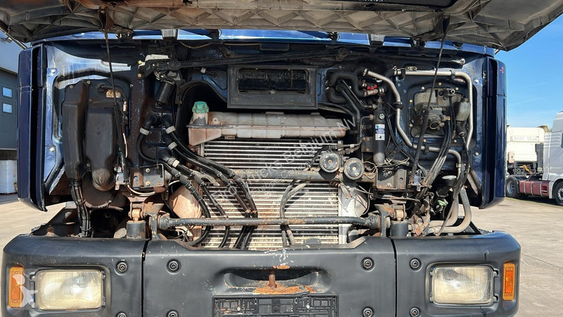 Camion MAN 35.464 (8X6 / LAMES / GRAND PONT /...