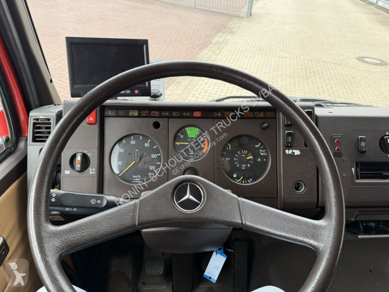 Camion Mercedes LK 1117 4x2 Feuerwehr LK 1117...