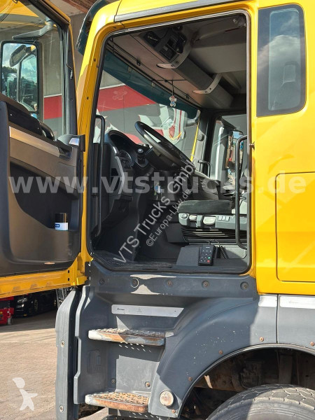 MAN 33.540 6x4 BL  Langholz TAJFUN truck