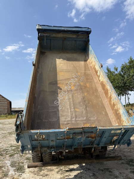 Camião Renault 370