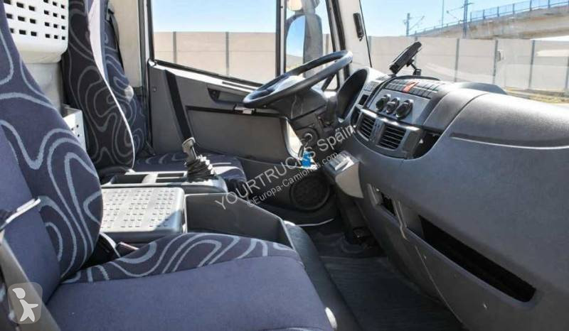 Camion Iveco 160 E 21