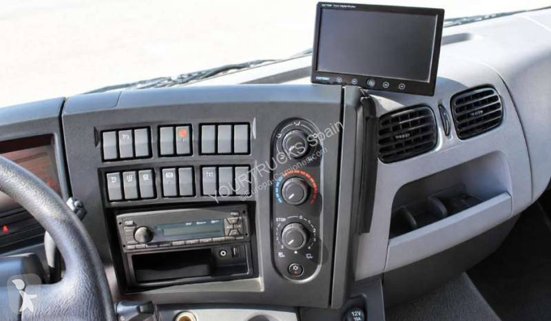 Camion Renault 240