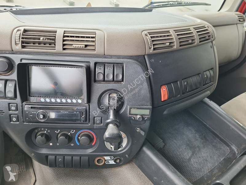 DAF CF 360 truck