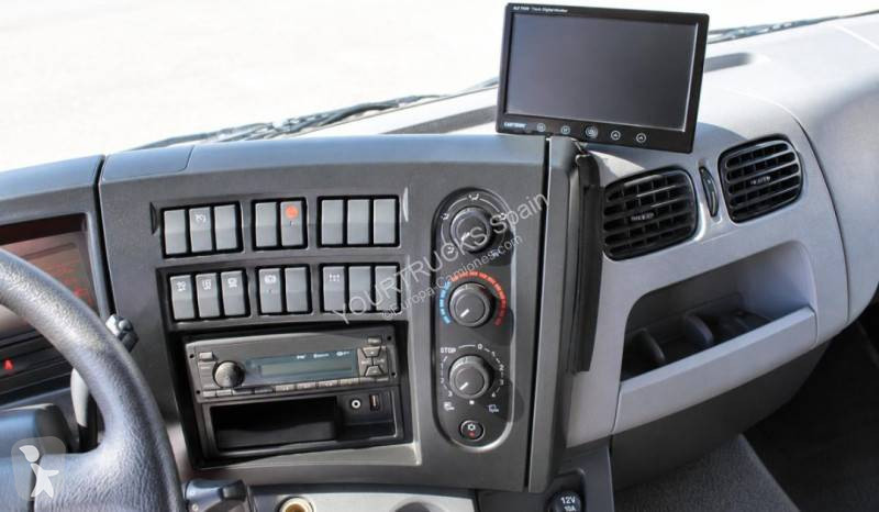 Camion Renault 240