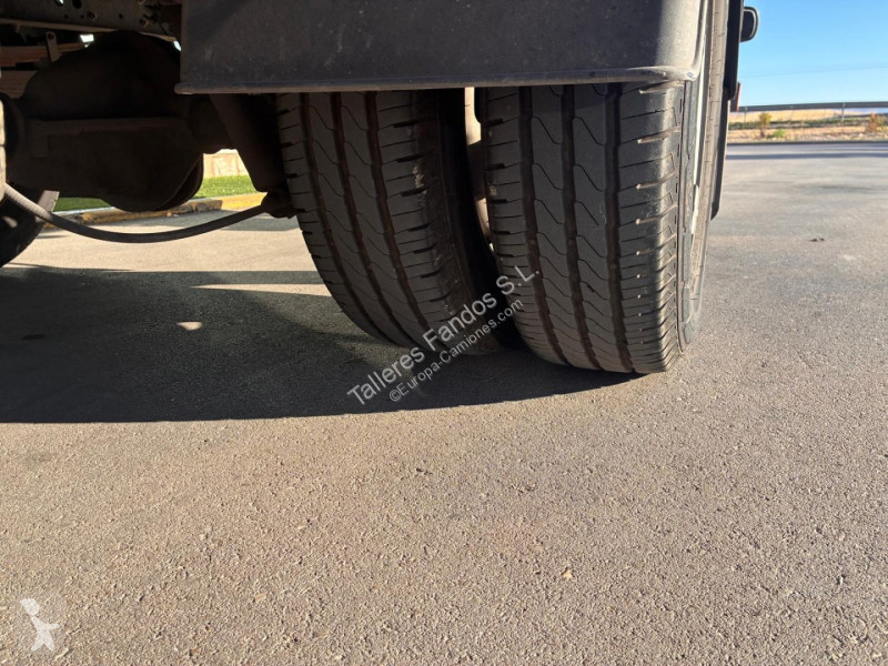 Грузовик Iveco  35C16H3.0