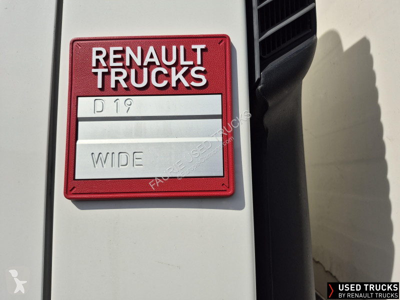 Camion Renault D Wide
