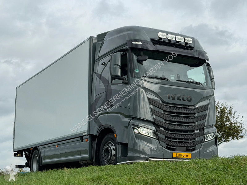 Iveco AS190S/P truck