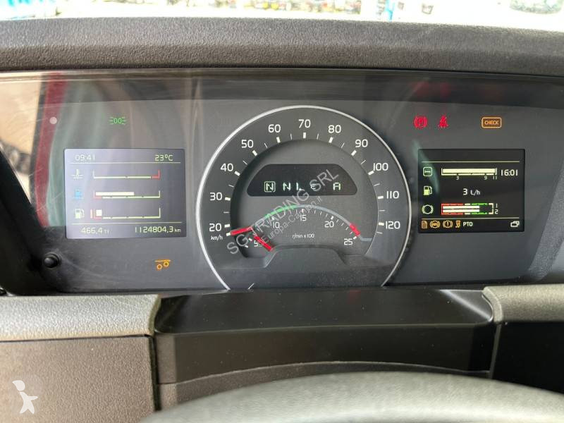 Camión Volvo 460