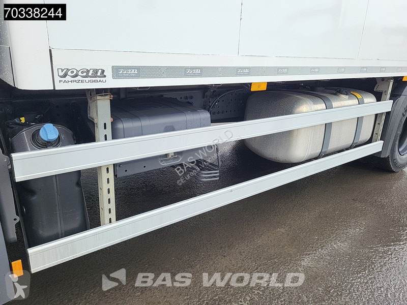 شاحنة Mercedes 1842 4X2 6,18m Box Tailgate...