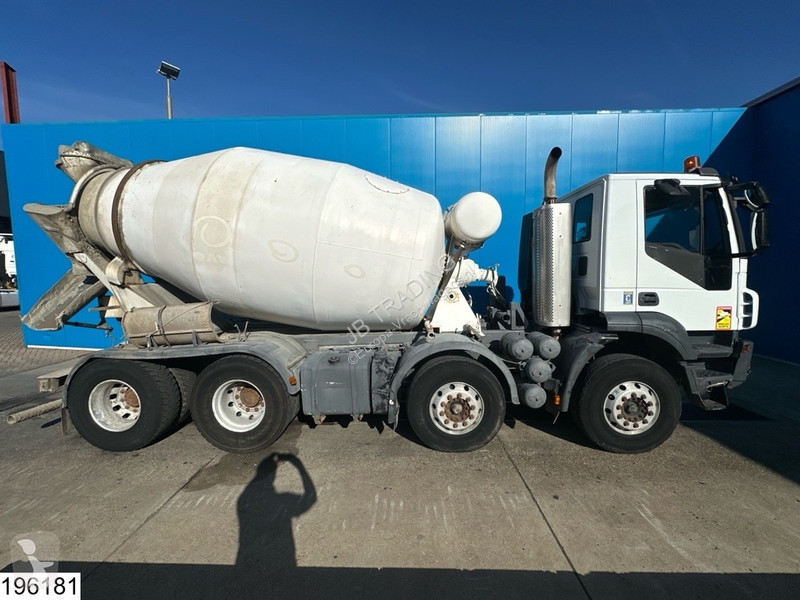 Béton Iveco 8x4, Baruval 9m3, Manual transmission