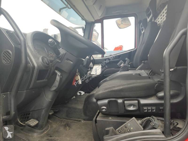 Iveco 120 E 25 truck