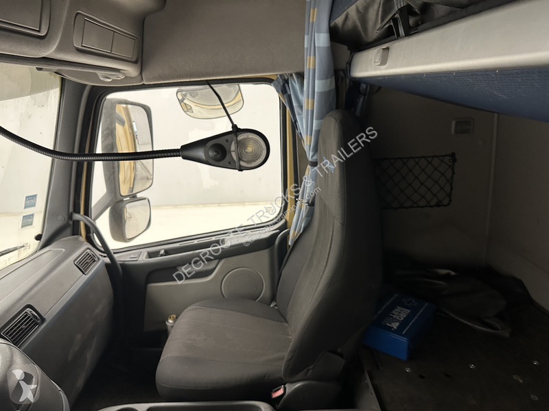 Kamion Volvo 340 - 6x4*