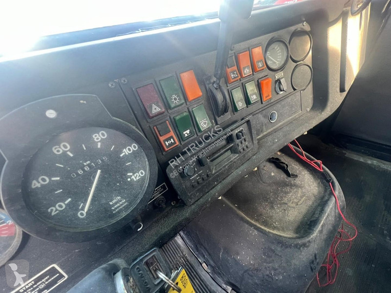 Kamion Volvo 6X4 Robson-Drive + TANK 14.000 LITER