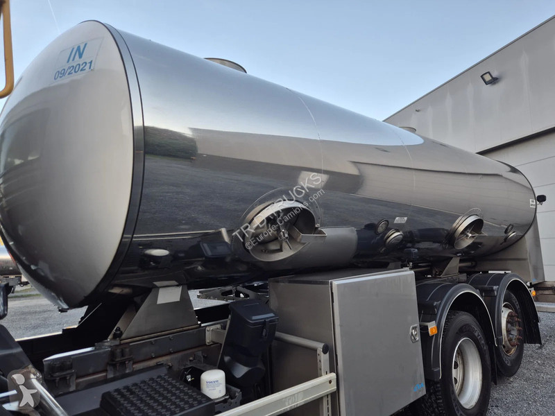 Kamion Volvo FMX 370 16000L INSULATED INOX TANK...
