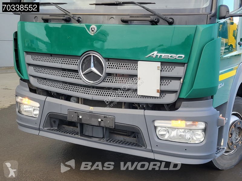 Vrachtwagen Mercedes 1324 4X2 13tonner 1500kg...