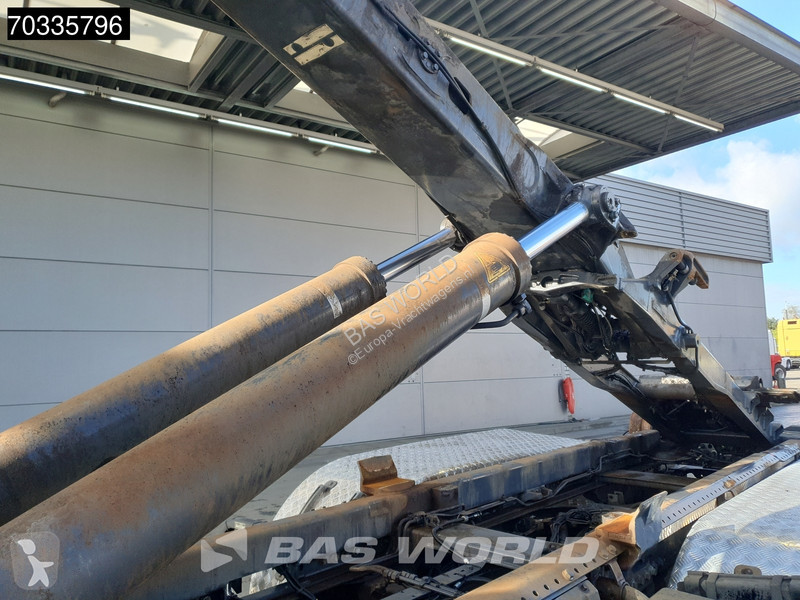Volvo 460 6X2 Meiller RS26 67K Lift+steering...