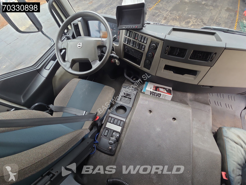 Volvo 320 4X2 20.5 Tonelades 1500kg plataforma...