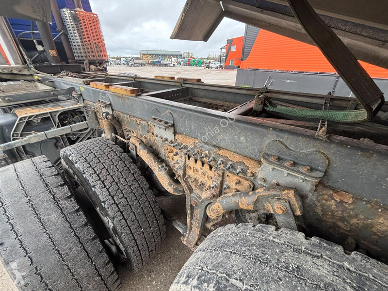 Kamion Volvo 540 8x4 RETARDER / TANDEM AXLE...