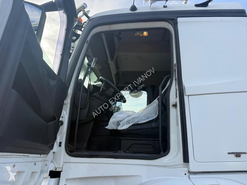 Kamion Mercedes  3358