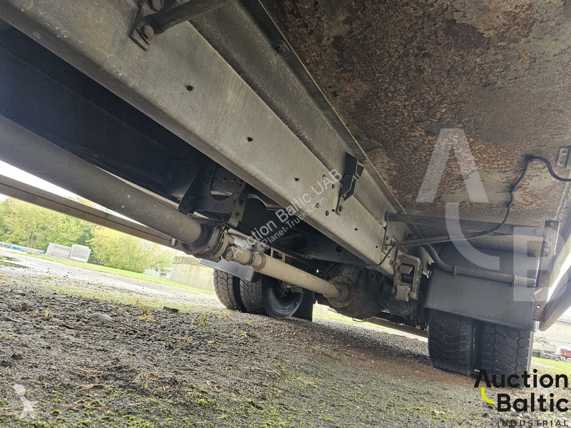 Volvo FL612 truck