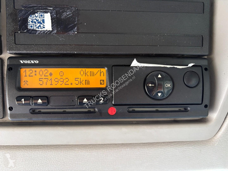 Kamion Volvo 250 + 12t + 6cyl + BOX 7.28 + EURO...