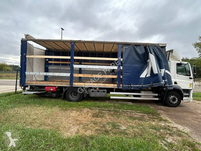DAF 320 truck