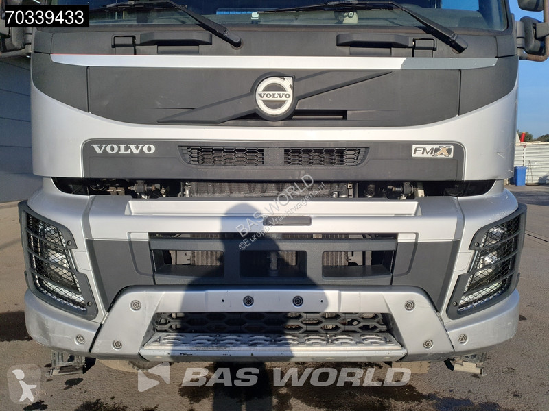 Kamion Volvo 460 8X4 HIAB 322EP-5 HIDUO Crane...