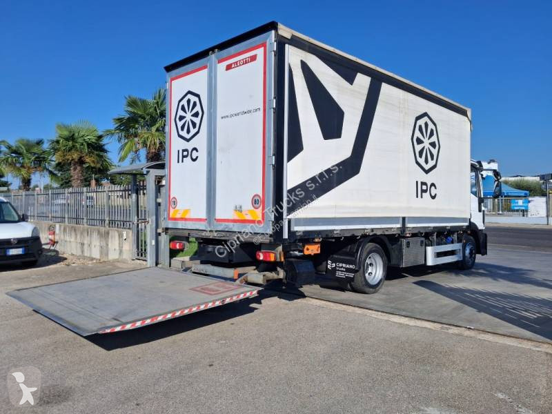 Iveco 120 E 25 truck