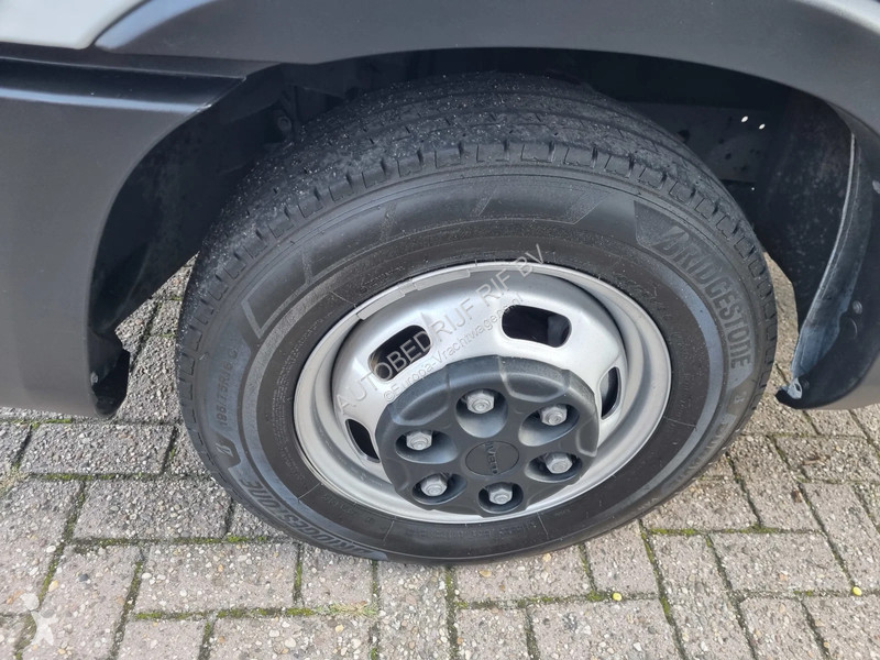 Kamion Iveco 35C16/ 3.0D/ Chassiscab/ WB 410/...