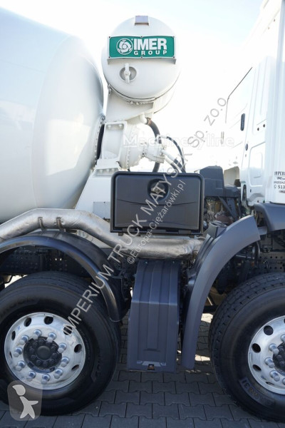 Kamion Mercedes AROCS 3240