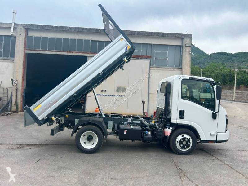Kamion Isuzu
