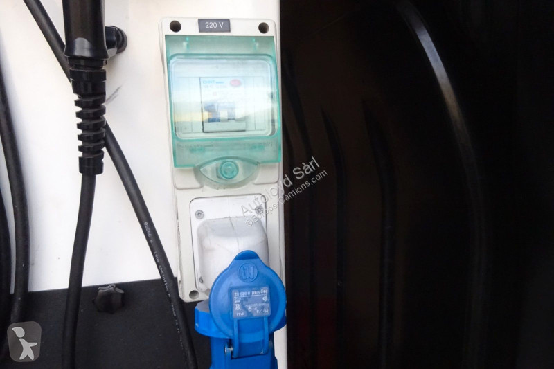 Renault MASTER NACELLE 2,3 DCI 146 truck