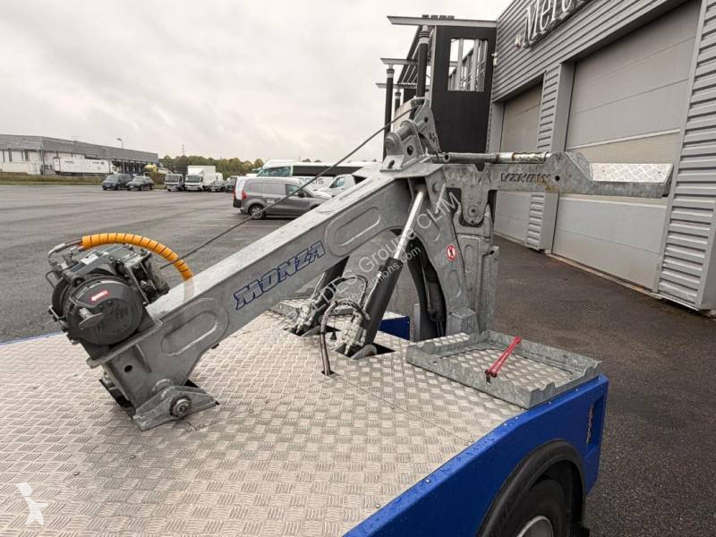 Kamion Mitsubishi Fuso 6C18