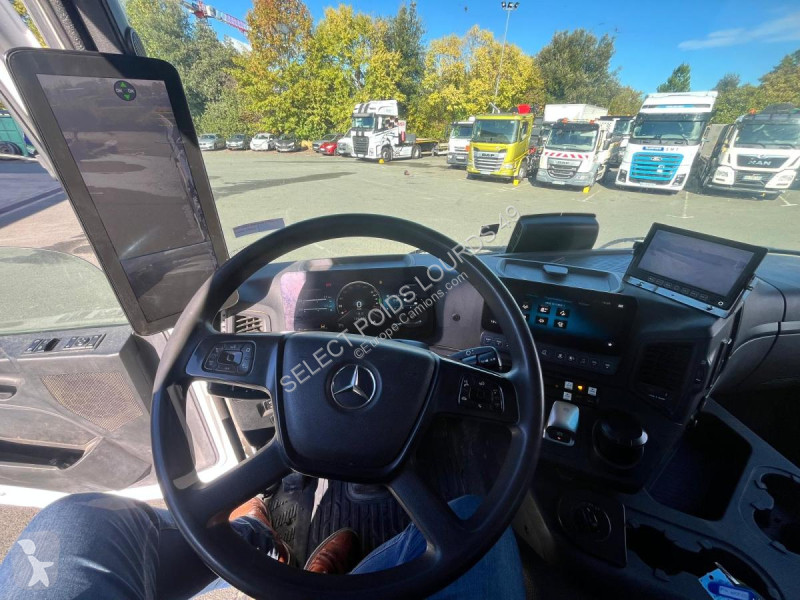 Kamion Mercedes 2643