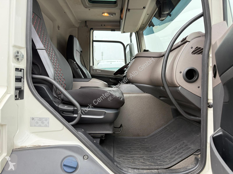 DAF CF 370 Tiefkühlkoffer ThermoKing T Retarder...
