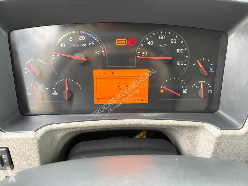 Kamion Volvo 250 + 12t + 6cyl + BOX 7.28 + EURO...