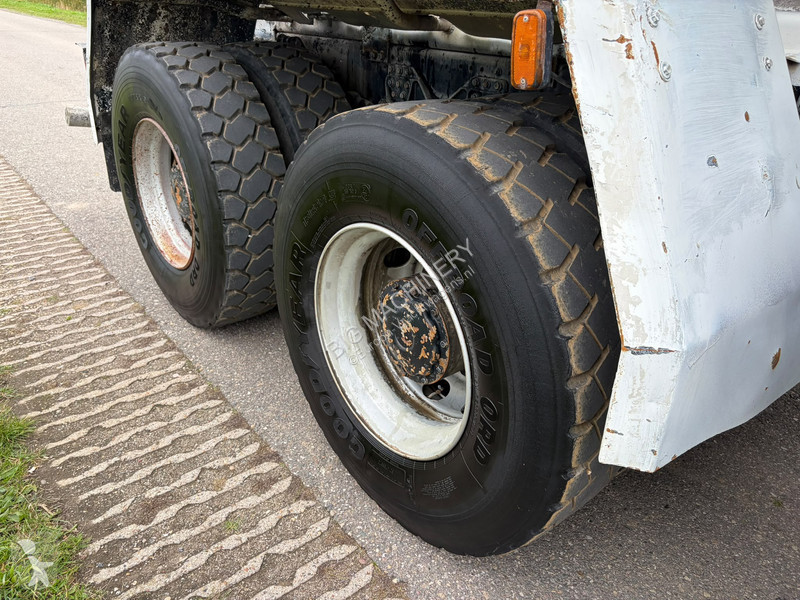 Kamion MAN TGA 8x4 Schwing Stetter 9m3 Concrete...